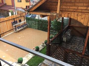Фото номера Вилла с 3 спальнями Виллы Casa de Vacanta Cris г. Бэи­ле-Олэ­неш­ти 36