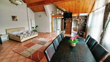 Фото номера Апартаменты с видом на горы Гостевой дом Casa Giulia г. Бэи­ле-Олэ­неш­ти 18